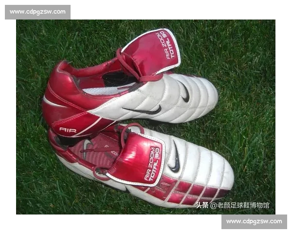 全面解析足球球鞋科技革新与赛场性能进化之路专业设计与实战体验